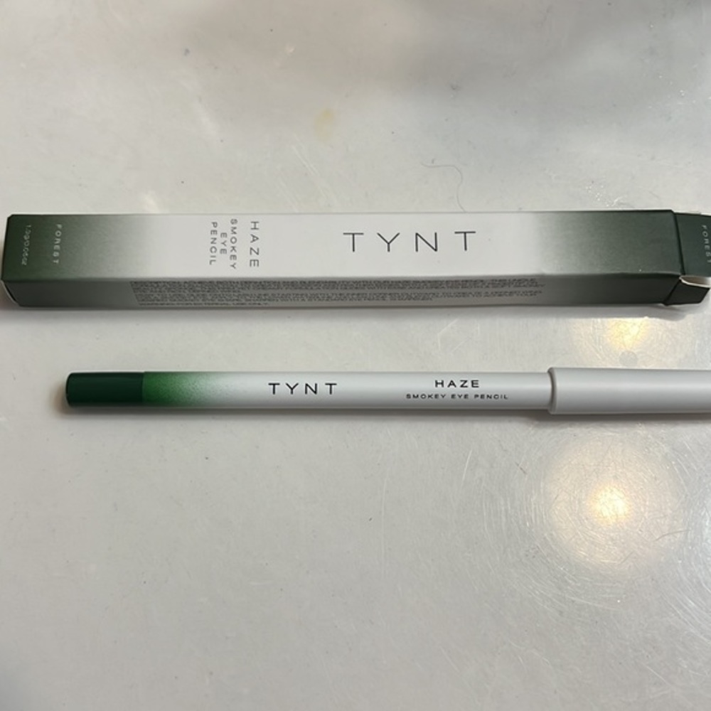 🌺🌺 Brand New Smokey Eye Pencil